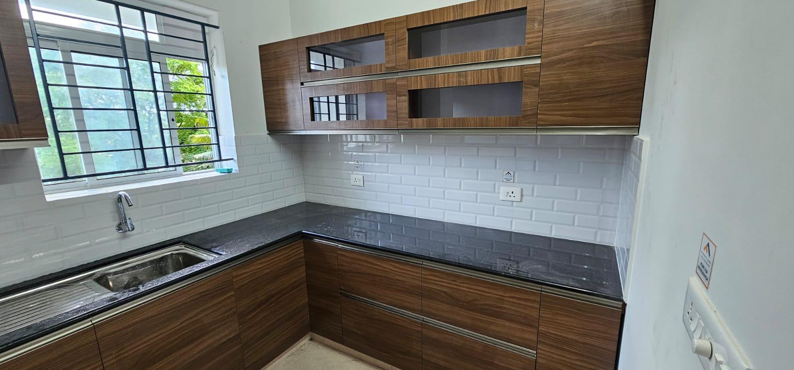 2BHK Semi-Furnished Brand New Spring Woods Apartment at Kazhakootam for rent