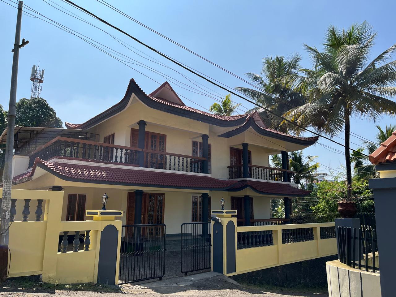 Beautiful two Story House near Girideepam School Kottayam Kalathipadi