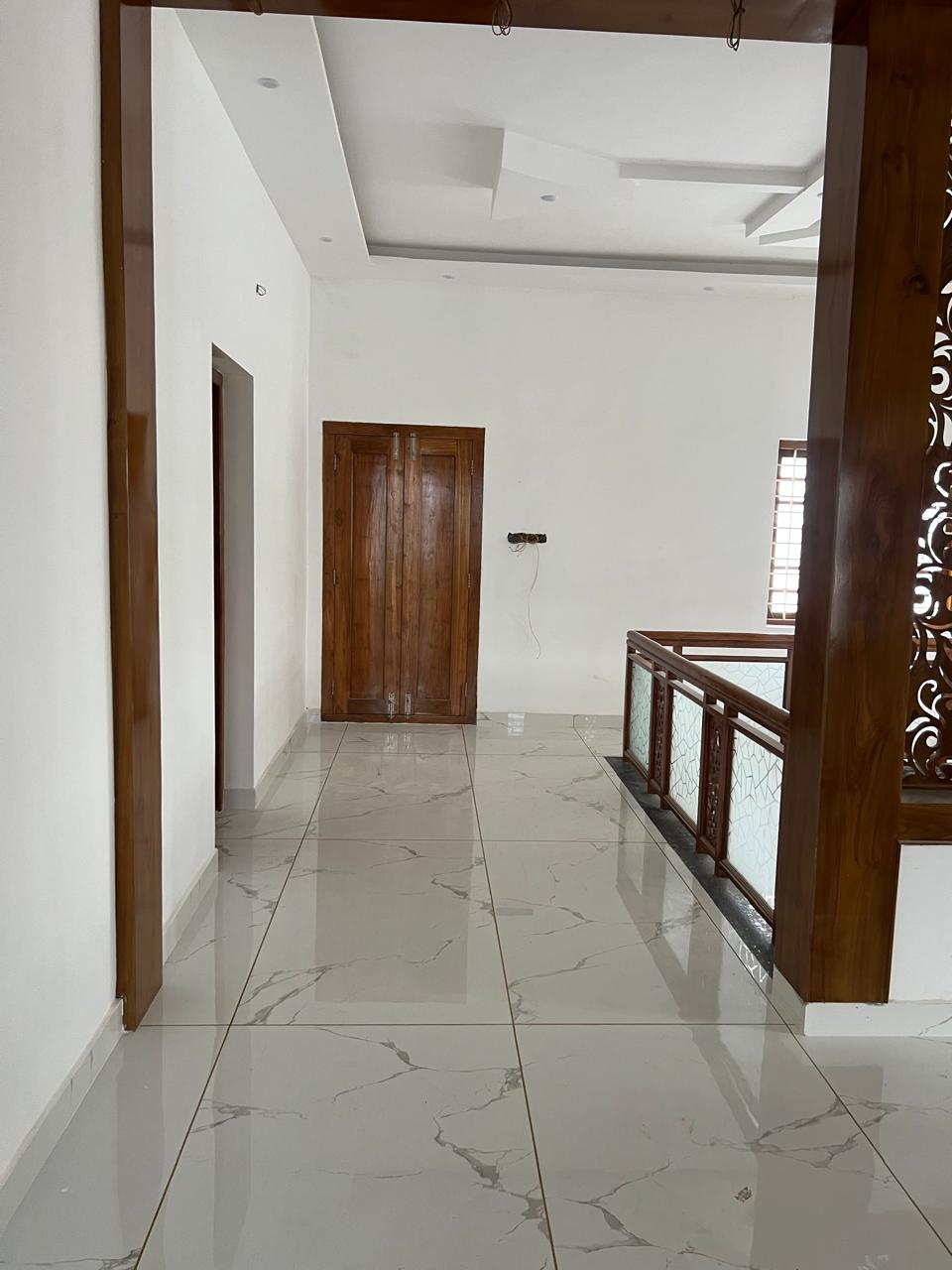 🏡 5 BHK Premium House for Sale in Thiroor, Thrissur