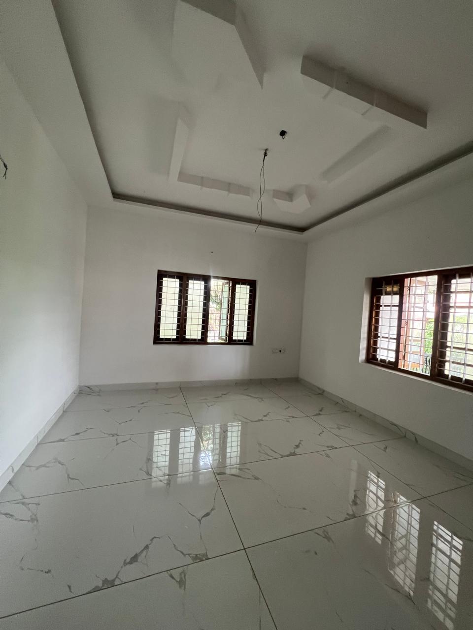 🏡 5 BHK Premium House for Sale in Thiroor, Thrissur